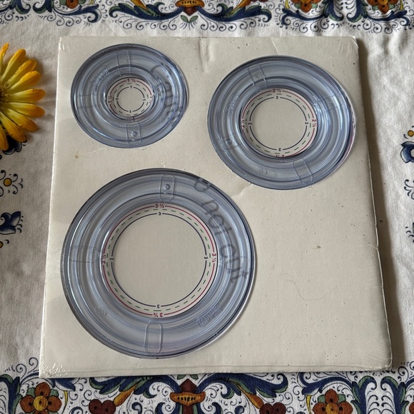 Creative Memories Other - 🩷 Creative Memories; VINTAGE & NWT! 3 Circle Cutting Patterns & Sizing Template!